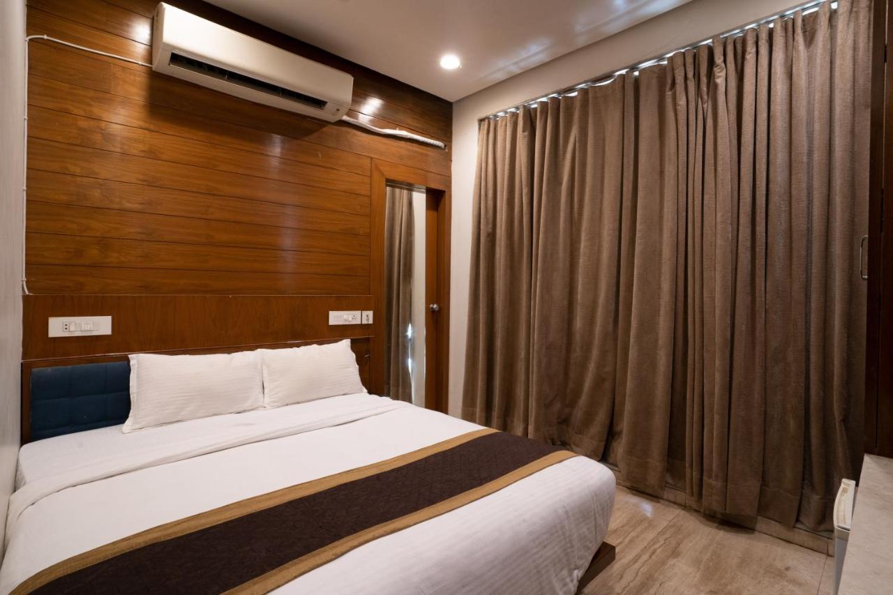 Hotel Kyra Airport Ahmedabad Luaran gambar
